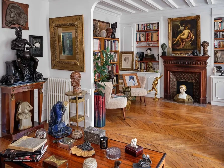 Salon et œuvres de collection